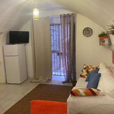 Family Home Неаполь Экстерьер фото